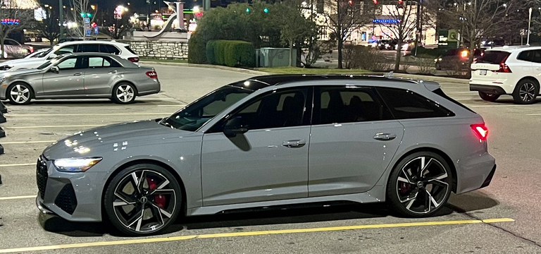 صورة 9 لـ 2022 AUDI RS 6 AVANT 4.0T