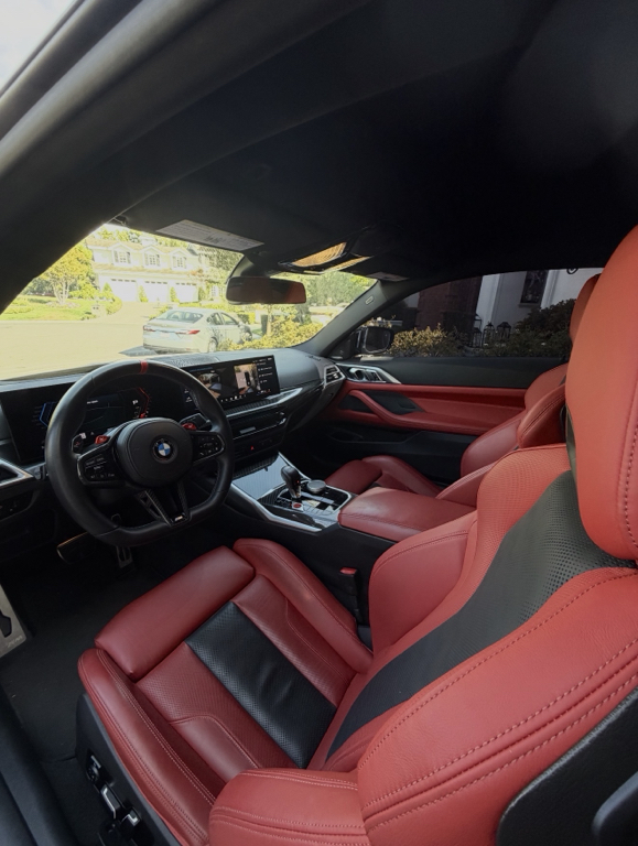 صورة 7 لـ 2025 BMW M4 COMPETITION XDRIVE