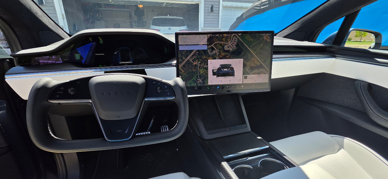 TESLA MODEL X PLAID - 7