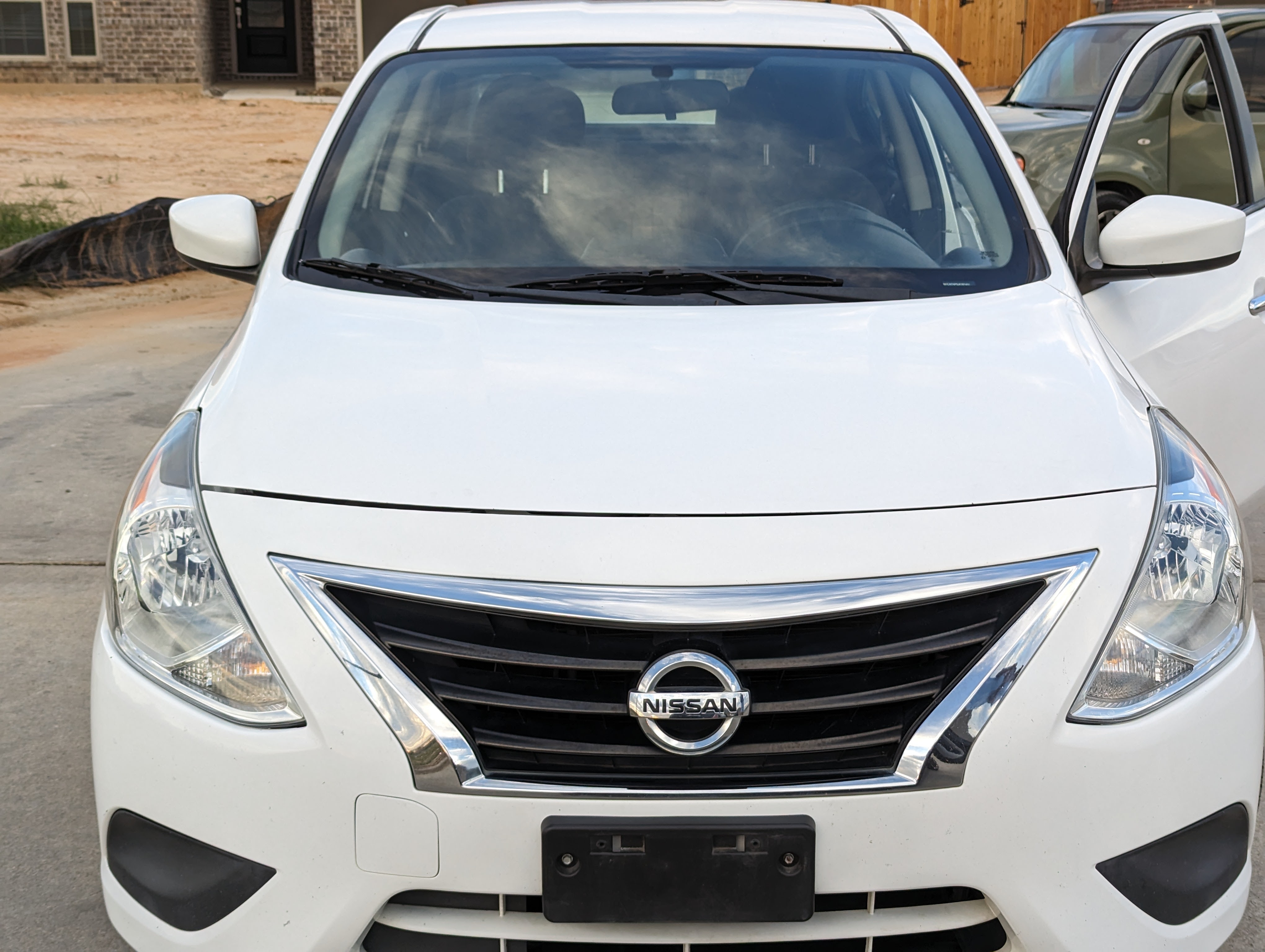 NISSAN - VERSA 1.6 16V FLEX SV 4P MANUAL - 2018 - 54.900,00 - 2003547