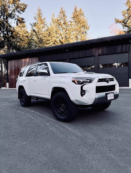 TOYOTA 4RUNNER - 4