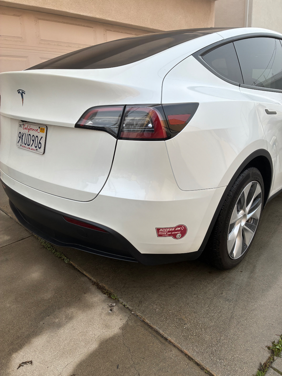 2023 Tesla MODEL Y RWD — фото 4
