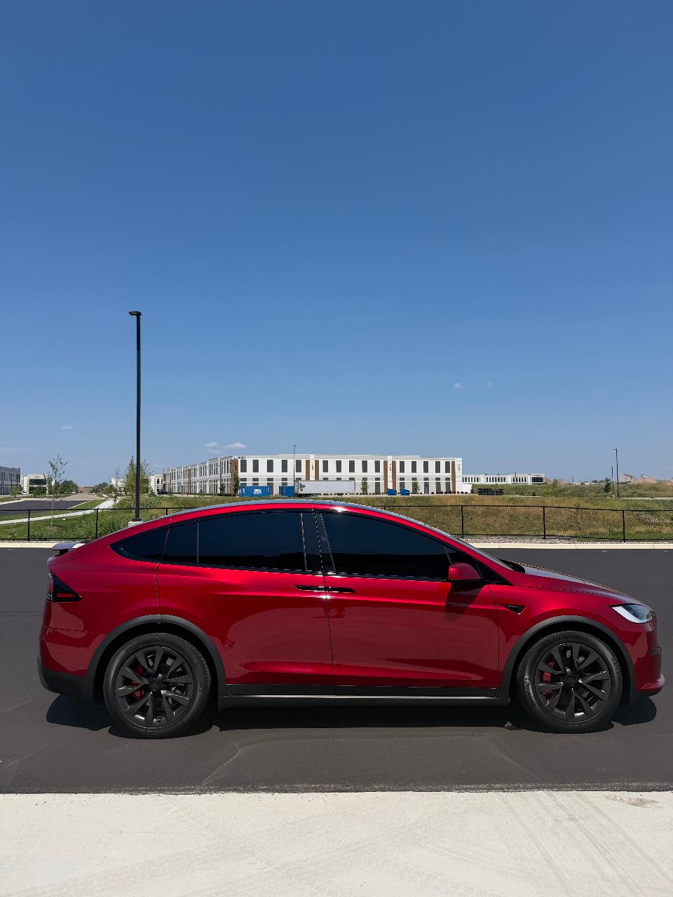 2024 Tesla MODEL X PLAID — фото 1