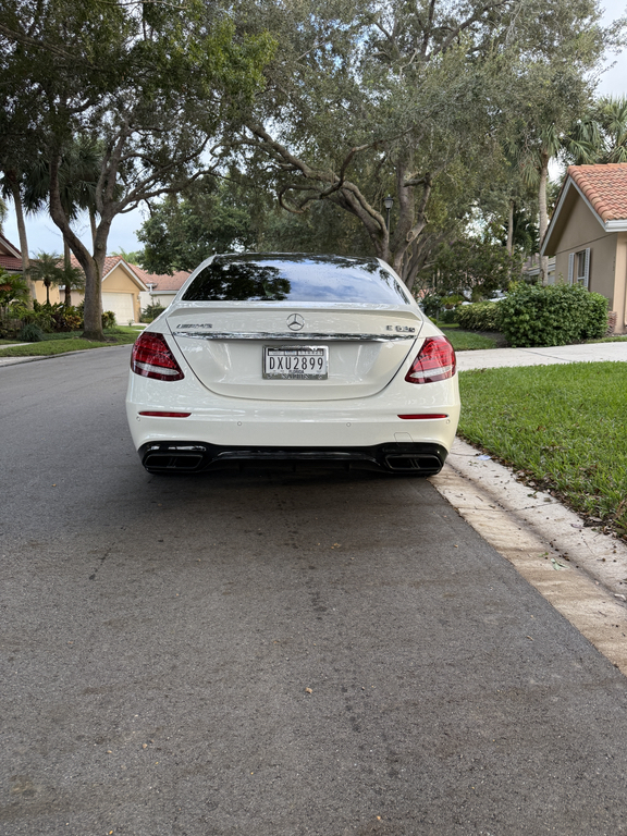 صورة 13 لـ 2020 Mercedes-BENZ AMG E 63 S 4MATIC