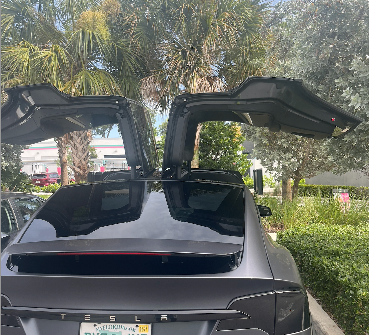 صورة مصغرة 14 لـ 2023 Tesla MODEL X PLAID