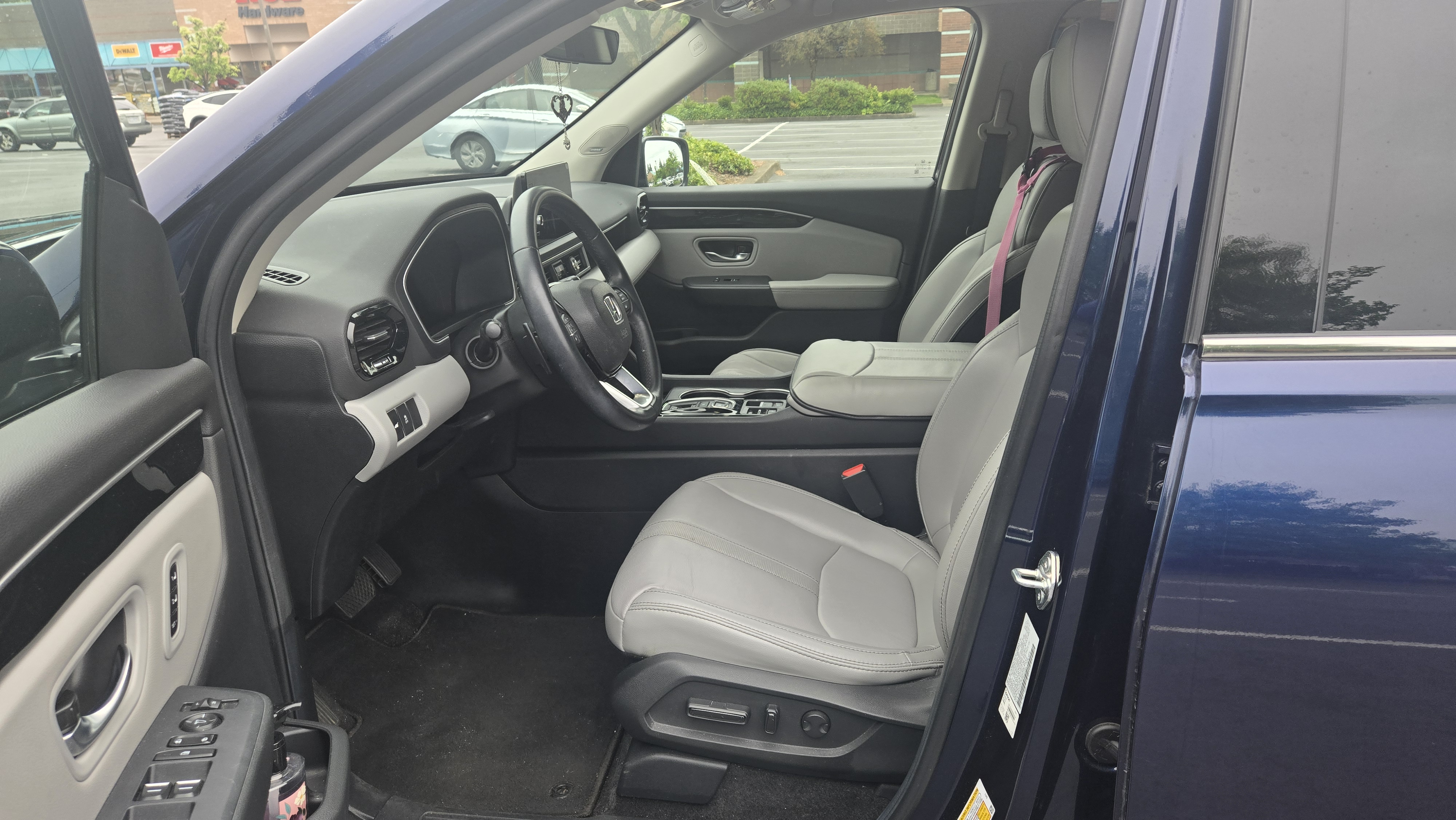 صورة مصغرة 5 لـ 2025 Honda PILOT TOURING AWD