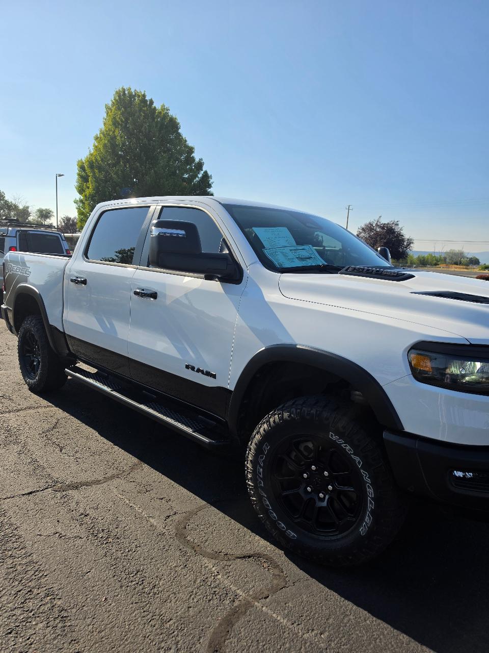 صورة 4 لـ 2025 RAM 1500 REBEL