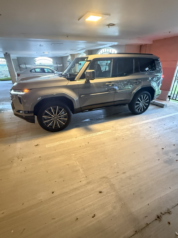 صورة 2 لـ 2026 Lexus GX 550 LUXURY+