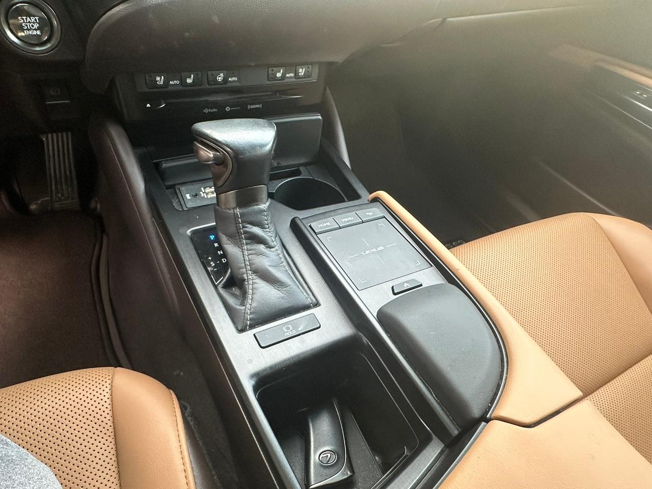 صورة مصغرة 13 لـ 2020 Lexus ES 350 BASE