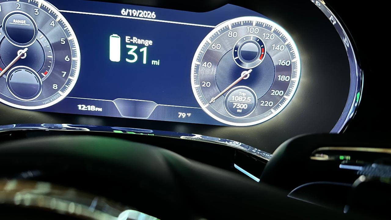 2023 Bentley FLYING SPUR HYBRID S — фото 10