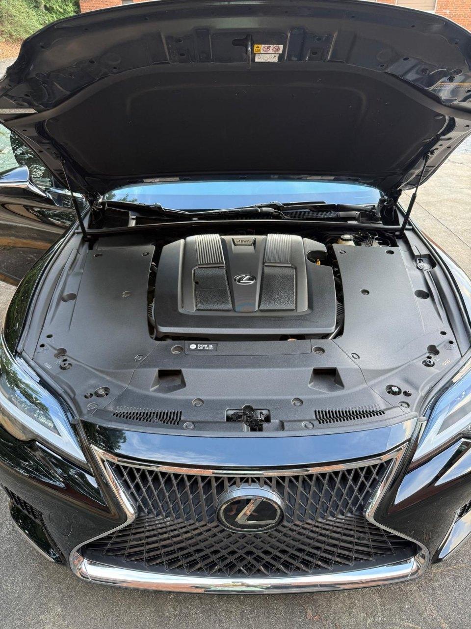 صورة 23 لـ 2021 Lexus LS 500 BASE