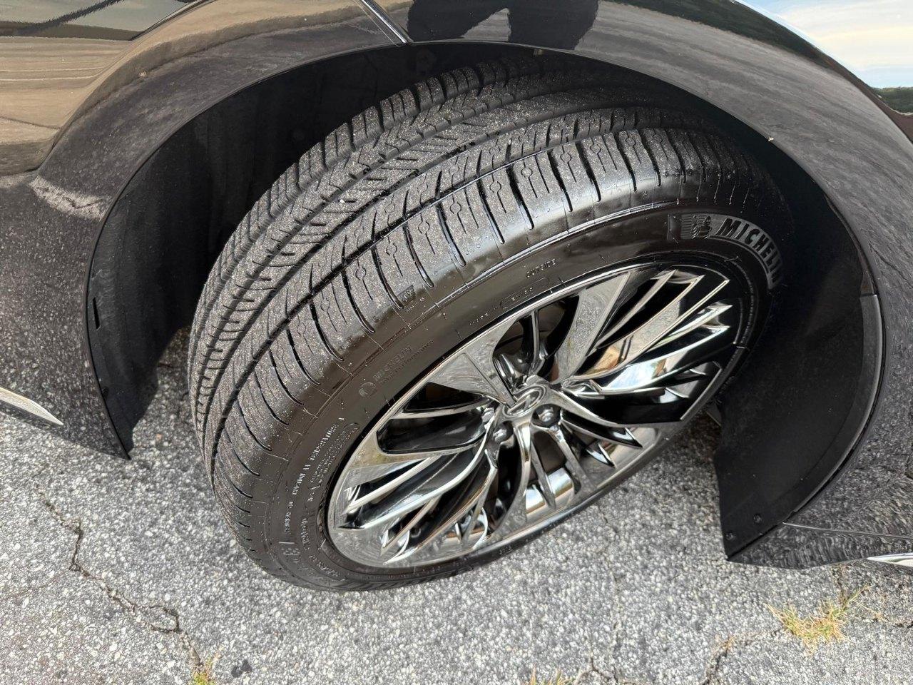صورة 9 لـ 2021 Lexus LS 500 BASE