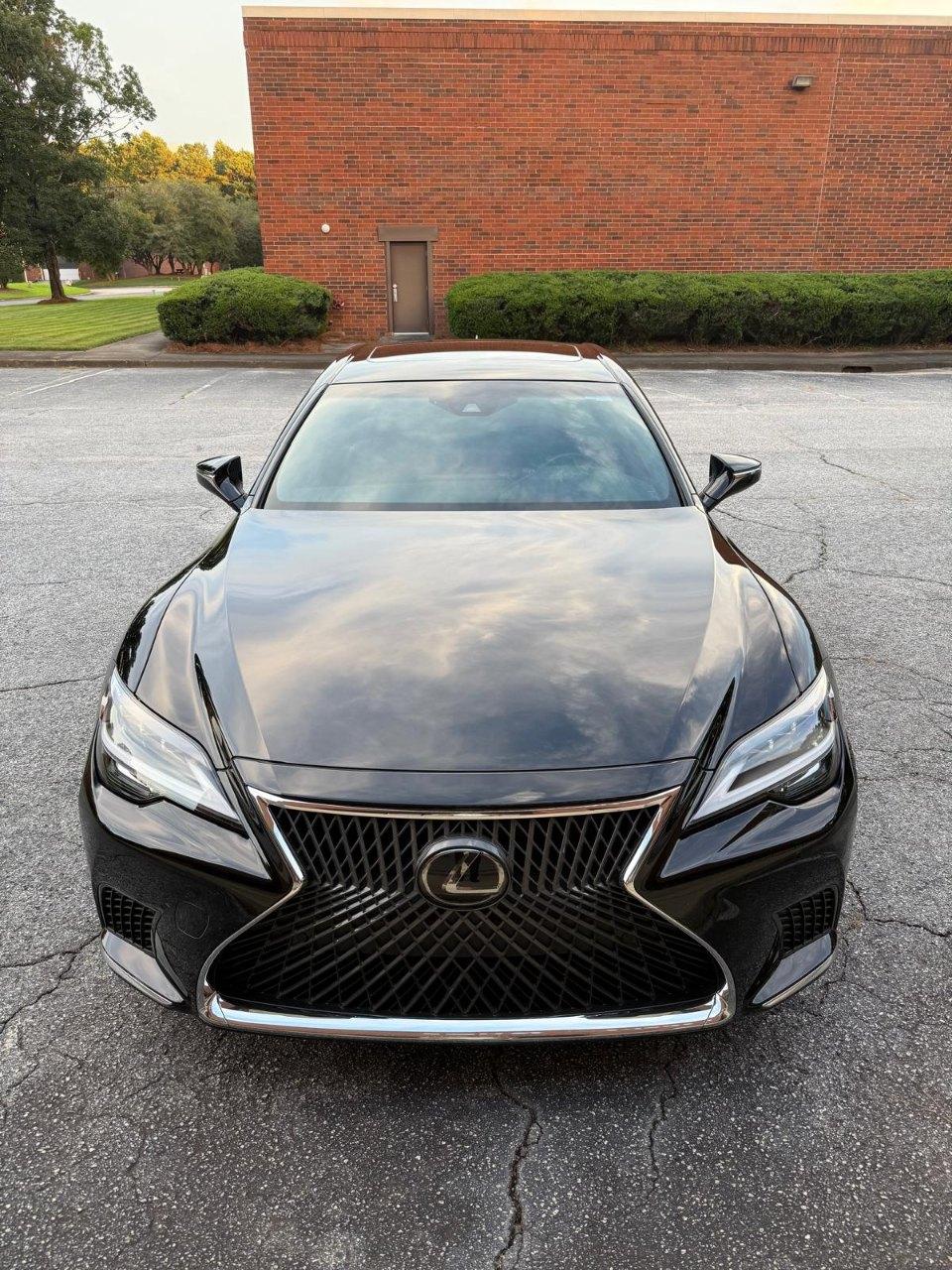 صورة 6 لـ 2021 Lexus LS 500 BASE