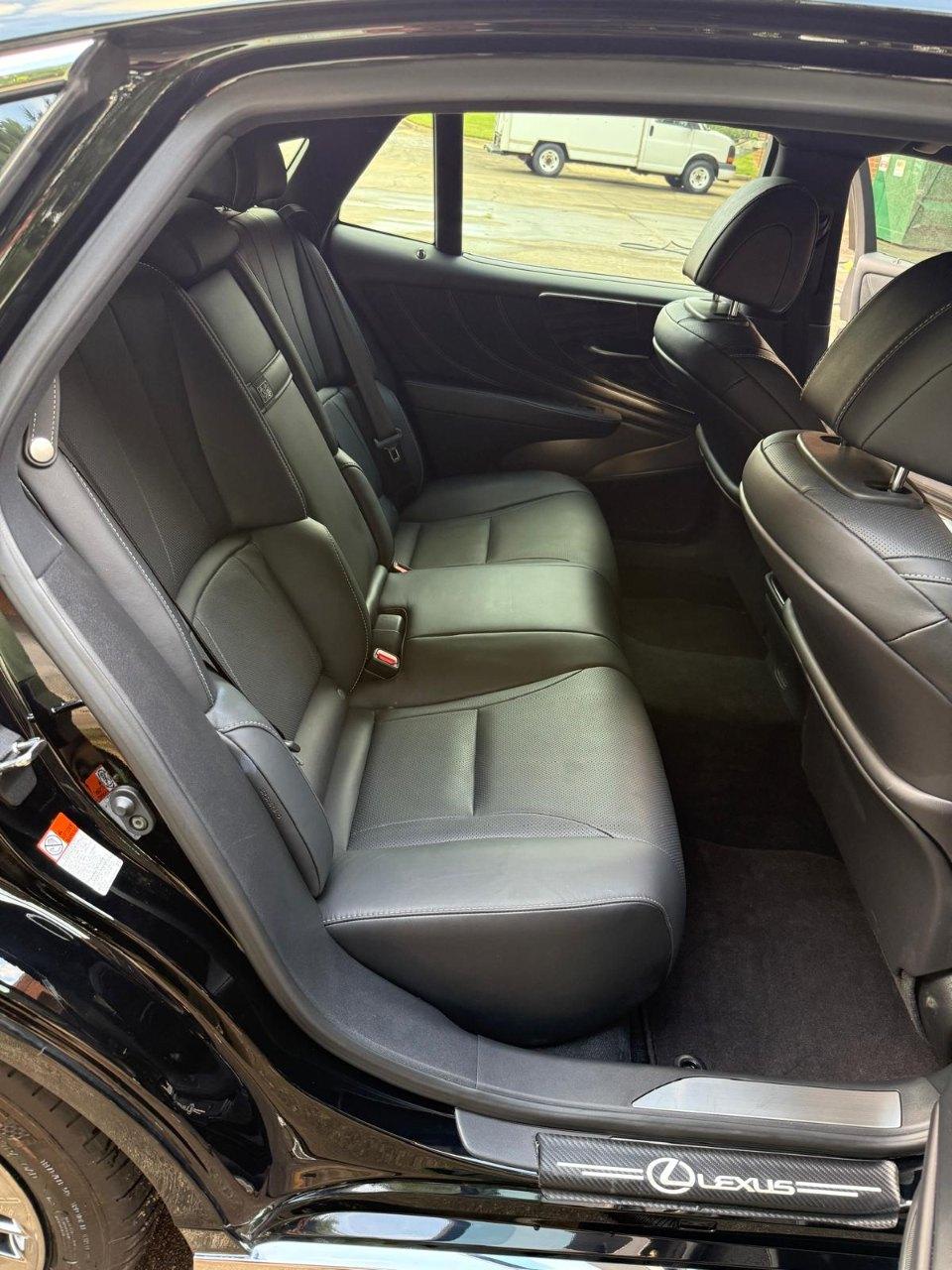 صورة 22 لـ 2021 Lexus LS 500 BASE