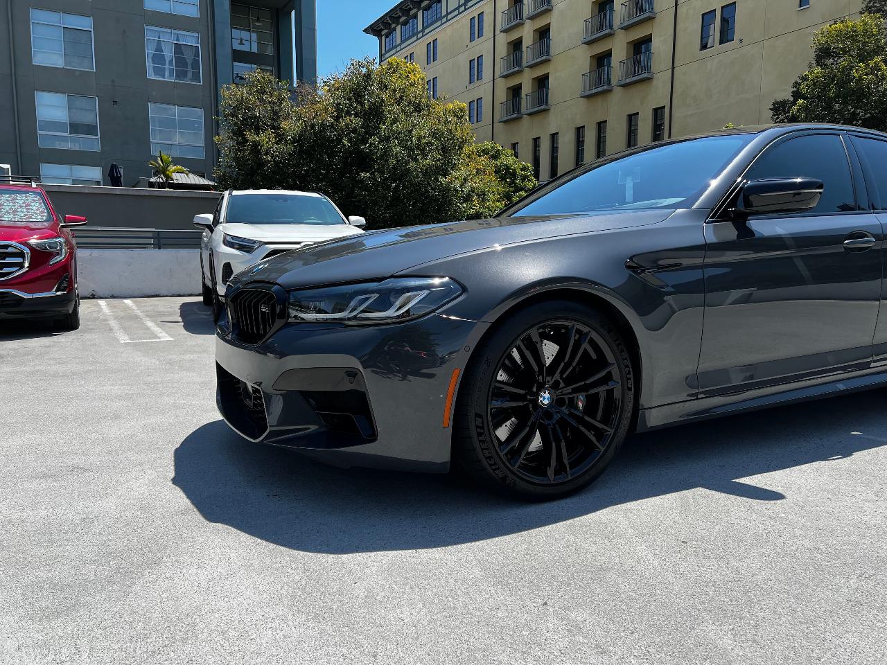 2021 BMW M5 BASE 照片 2