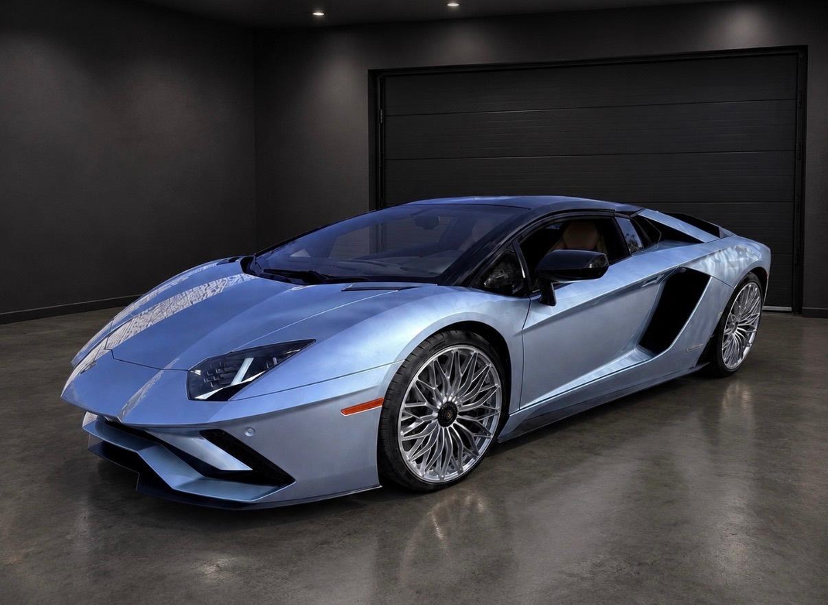 Lamborghini Aventador S main image