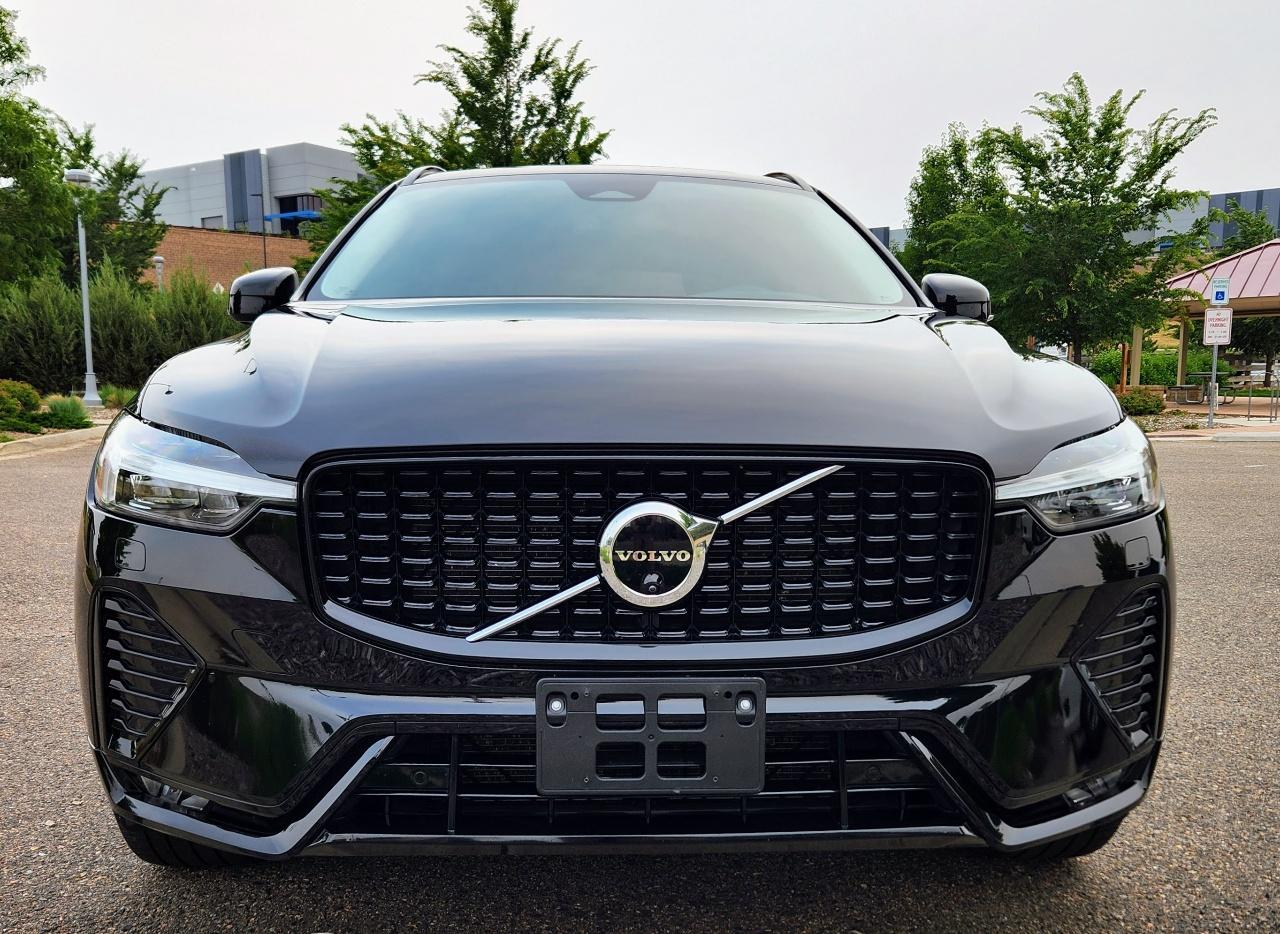 2025 Volvo XC60 B5 AWD PLUS — фото 2