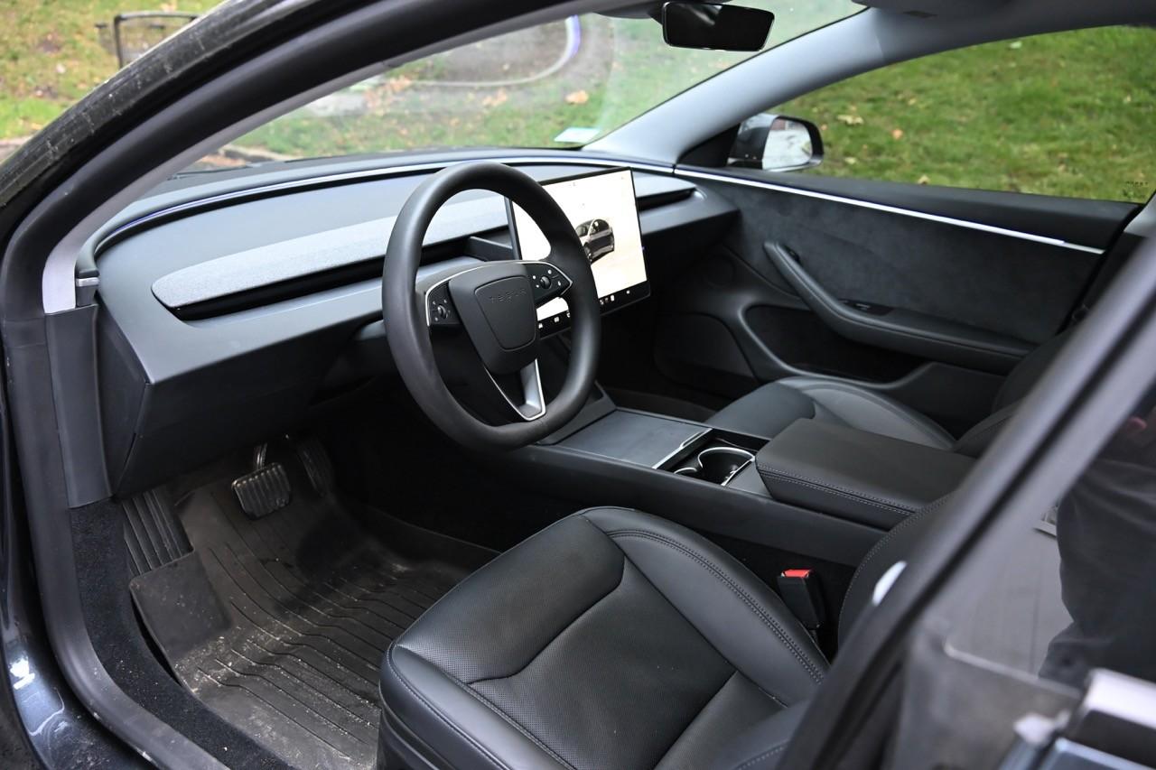 صورة 7 لـ 2024 Tesla MODEL 3 LONG RANGE