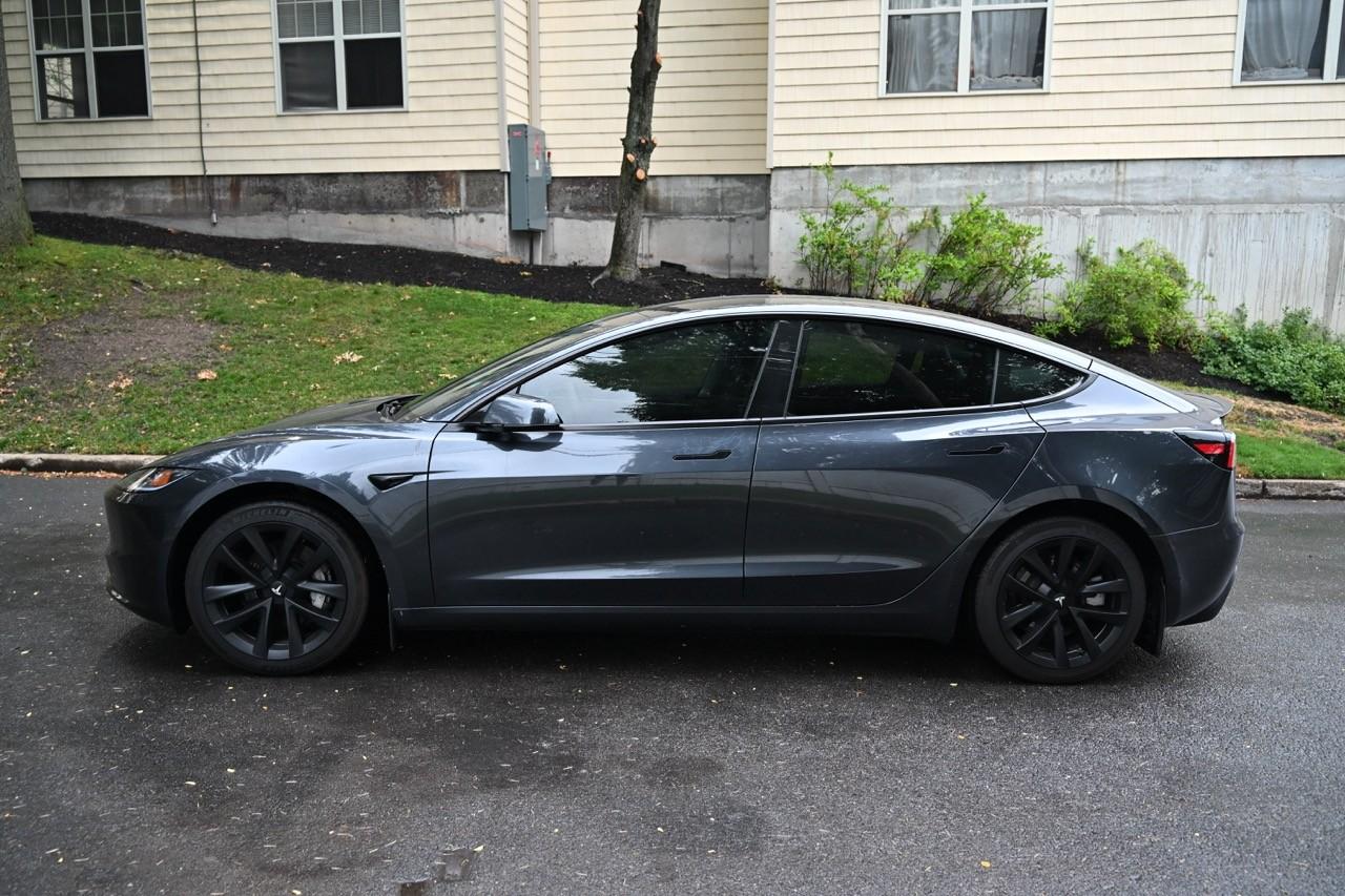صورة 2 لـ 2024 Tesla MODEL 3 LONG RANGE