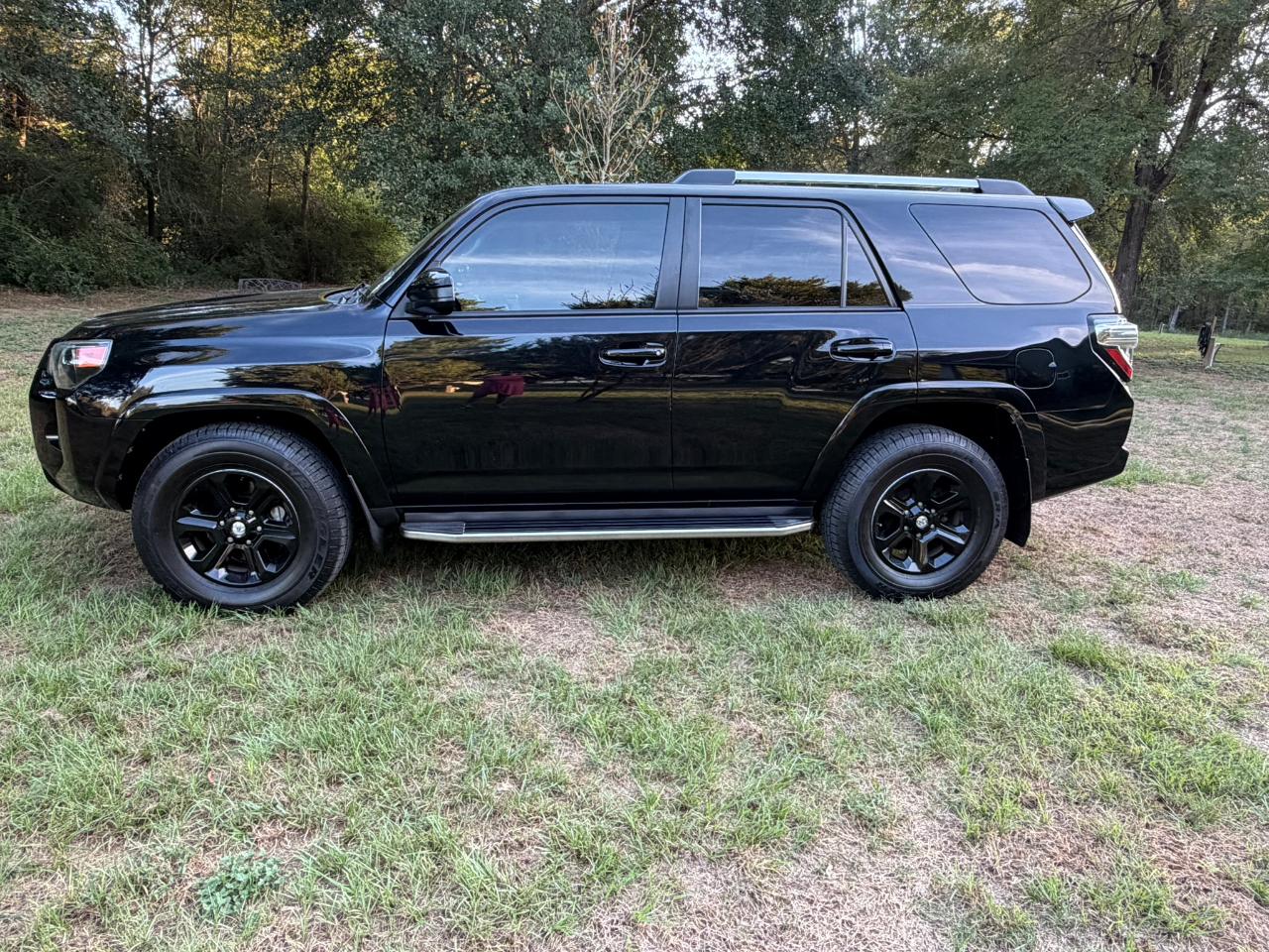 2020 Toyota 4RUNNER SR5 — миниатюра 22