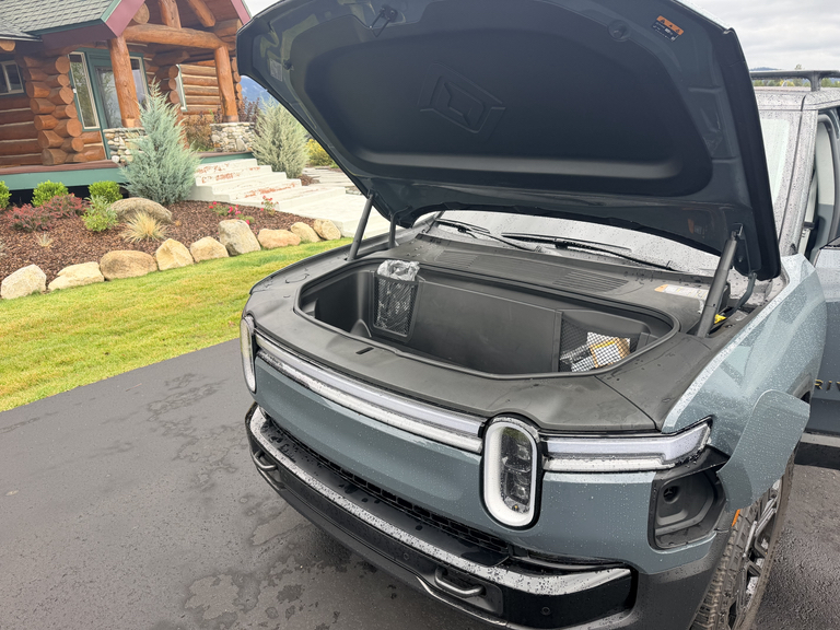 صورة 9 لـ 2026 Rivian R1S TRI MOTOR MAX PACK