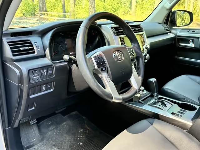 صورة مصغرة 13 لـ 2022 Toyota 4RUNNER SR5 PREMIUM