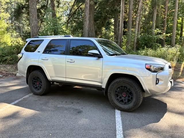 صورة 1 لـ 2022 Toyota 4RUNNER SR5 PREMIUM