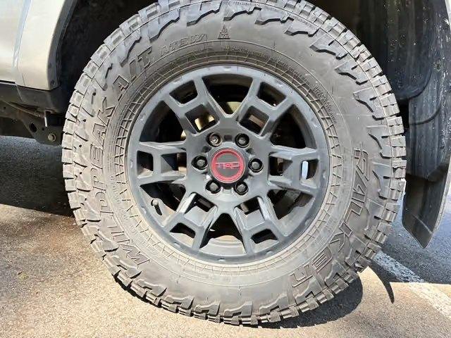 صورة مصغرة 11 لـ 2022 Toyota 4RUNNER SR5 PREMIUM