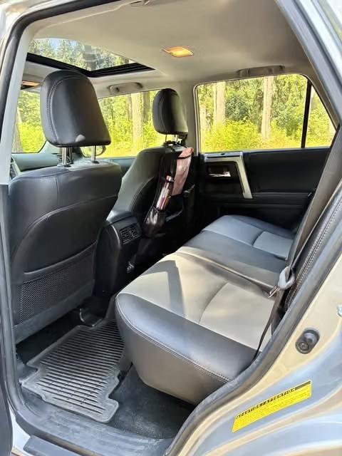 صورة مصغرة 18 لـ 2022 Toyota 4RUNNER SR5 PREMIUM