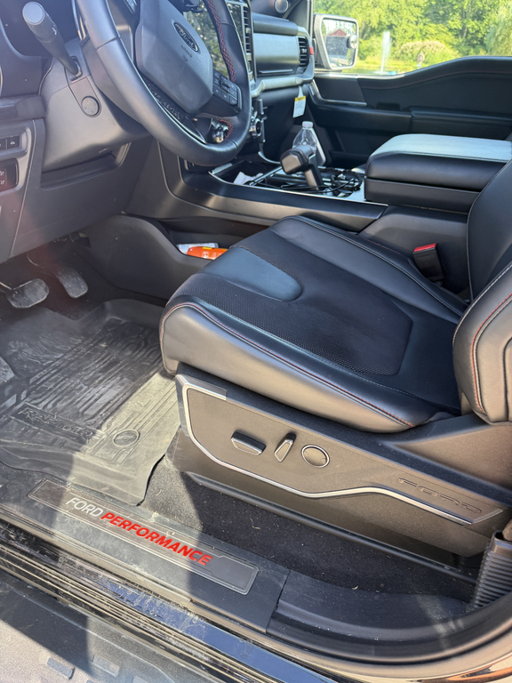2024 FORD F-150 RAPTOR 照片 8
