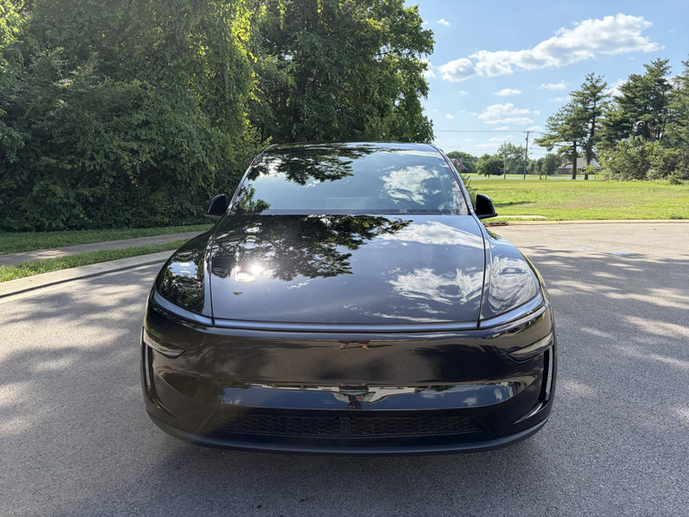 2026 Tesla MODEL Y PREMIUM RWD — фото 3