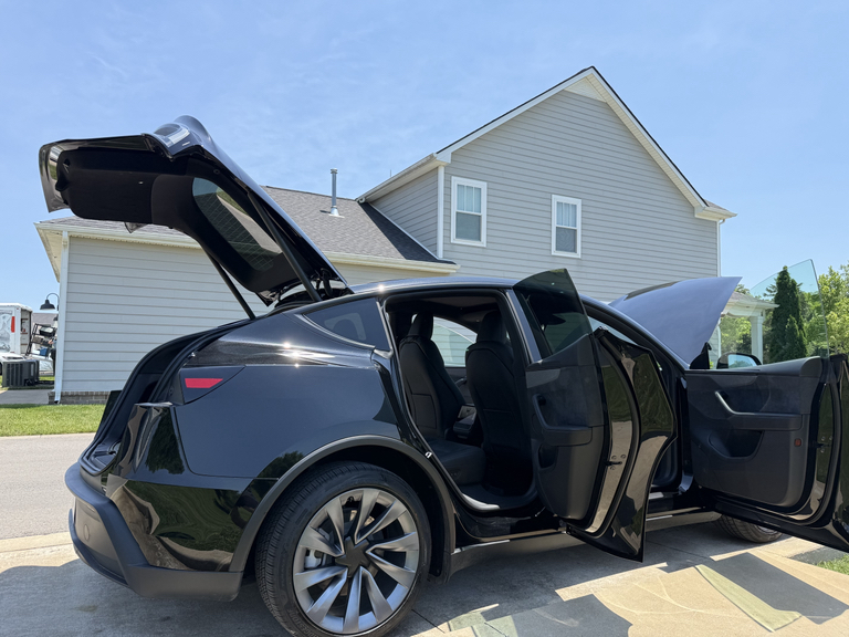 صورة مصغرة 16 لـ 2026 Tesla MODEL Y PREMIUM RWD