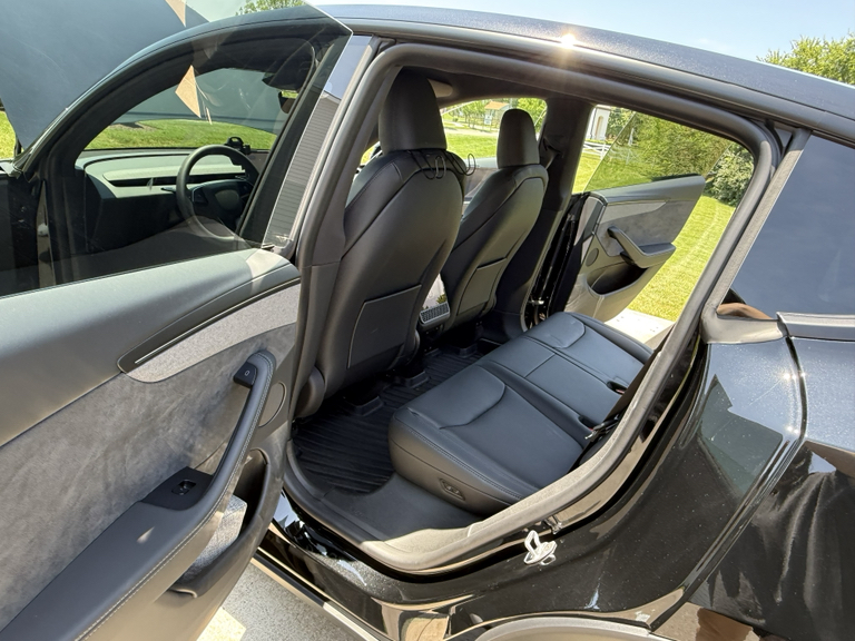 صورة مصغرة 19 لـ 2026 Tesla MODEL Y PREMIUM RWD