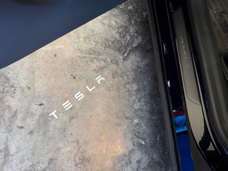 2026 Tesla MODEL Y PREMIUM RWD — фото 10