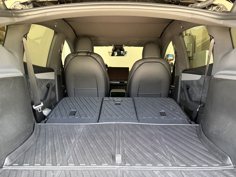 صورة مصغرة 12 لـ 2026 Tesla MODEL Y PREMIUM RWD