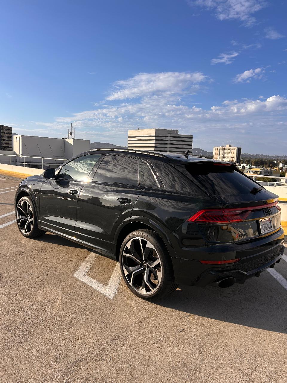 صورة 3 لـ 2024 AUDI RS Q8 4.0T