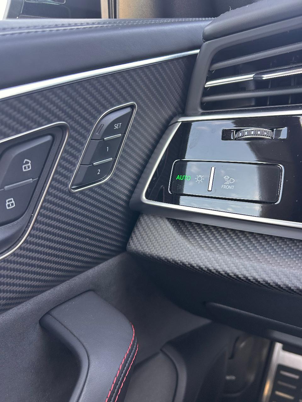 2024 AUDI RS Q8 4.0T — миниатюра 23