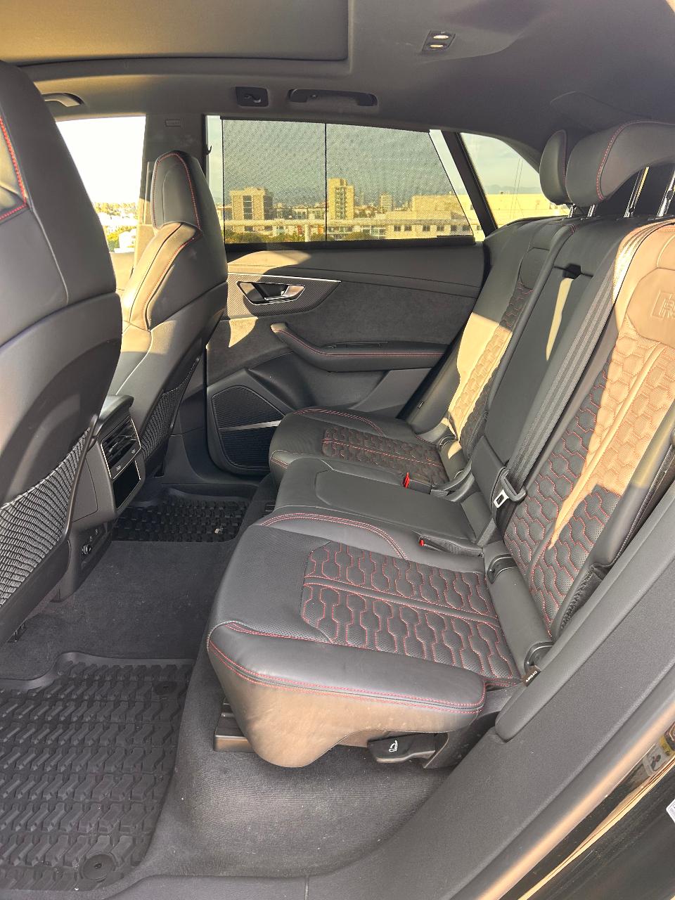 2024 AUDI RS Q8 4.0T — миниатюра 11