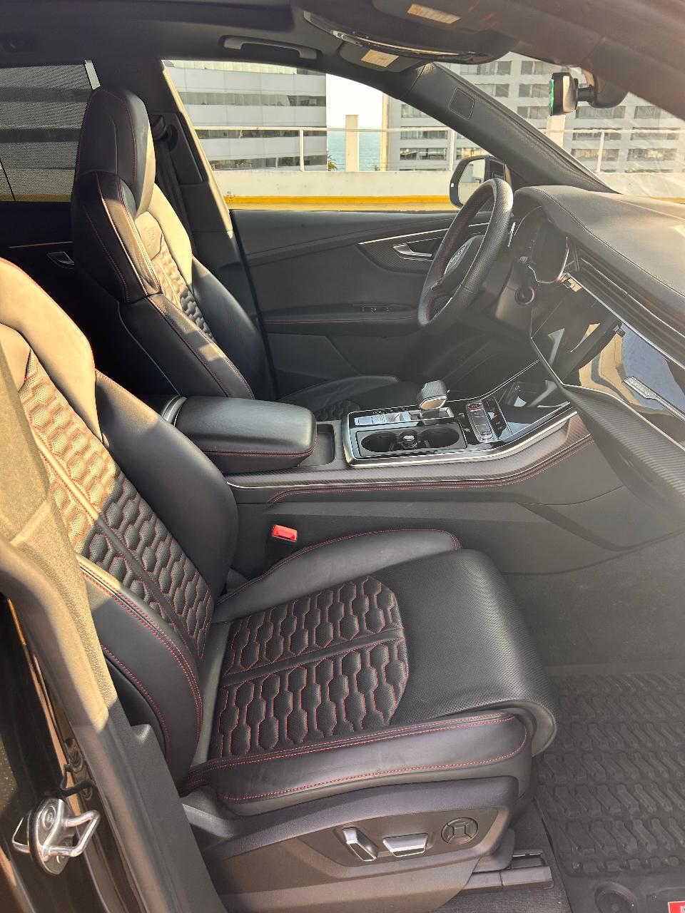 2024 AUDI RS Q8 4.0T — миниатюра 14