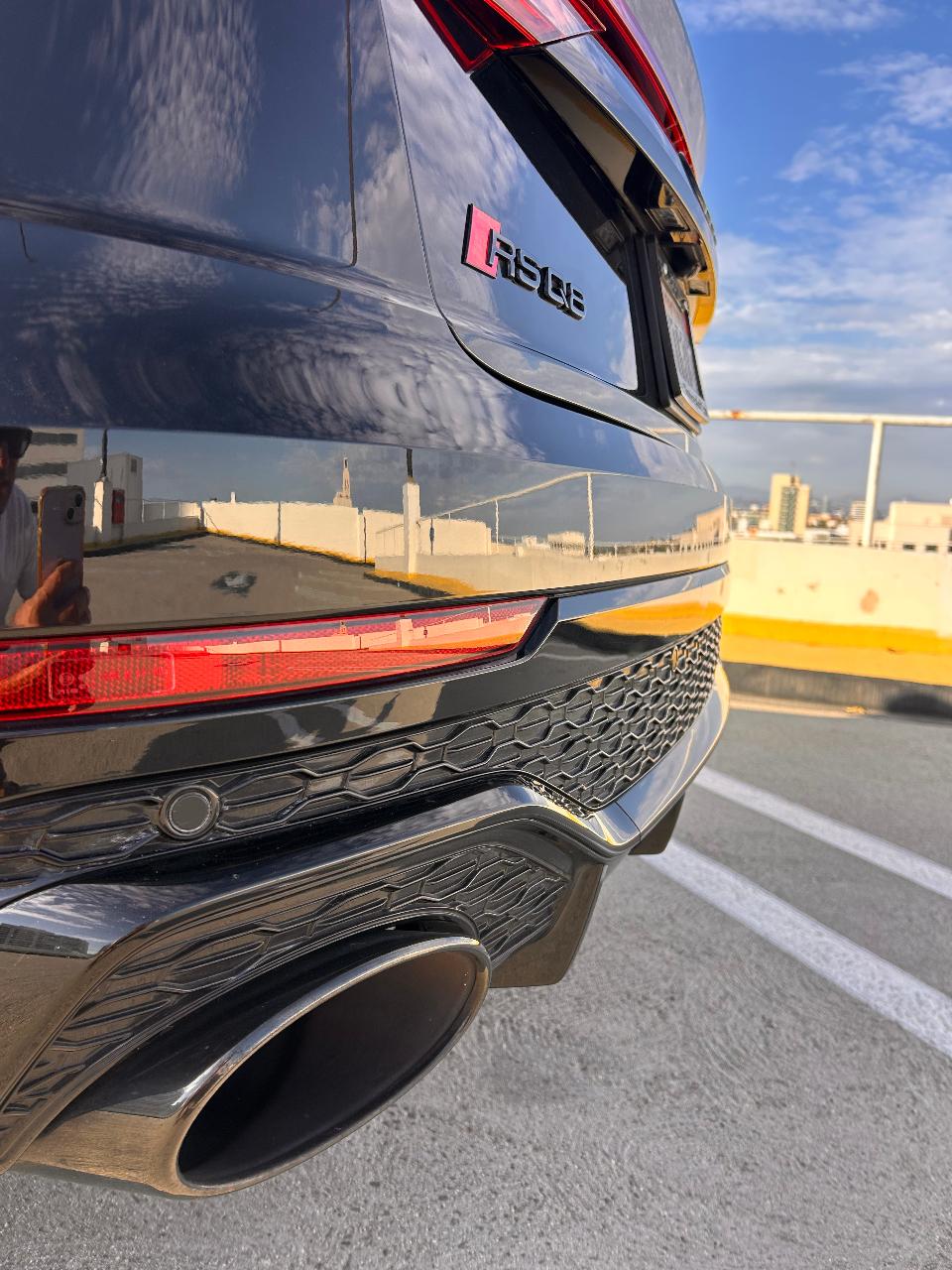 صورة 9 لـ 2024 AUDI RS Q8 4.0T