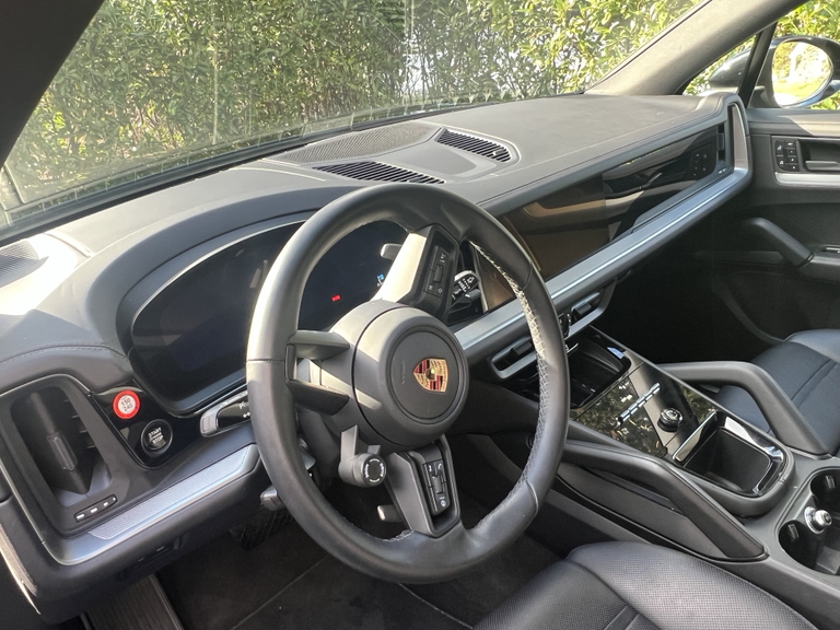 صورة 4 لـ 2024 Porsche CAYENNE
