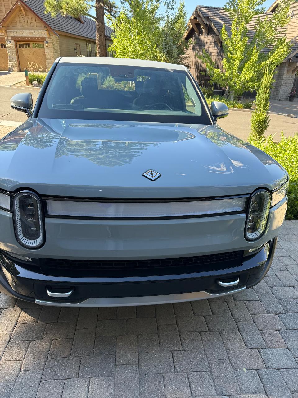 صورة 1 لـ 2022 Rivian R1T ADVENTURE PACKAGE