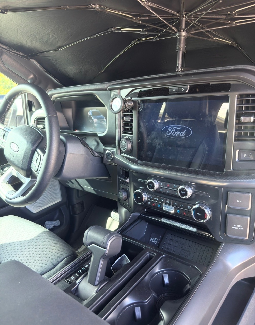 صورة مصغرة 13 لـ 2025 FORD F-150 LARIAT