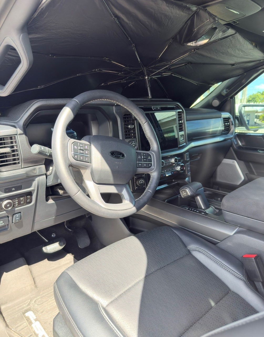 صورة مصغرة 12 لـ 2025 FORD F-150 LARIAT