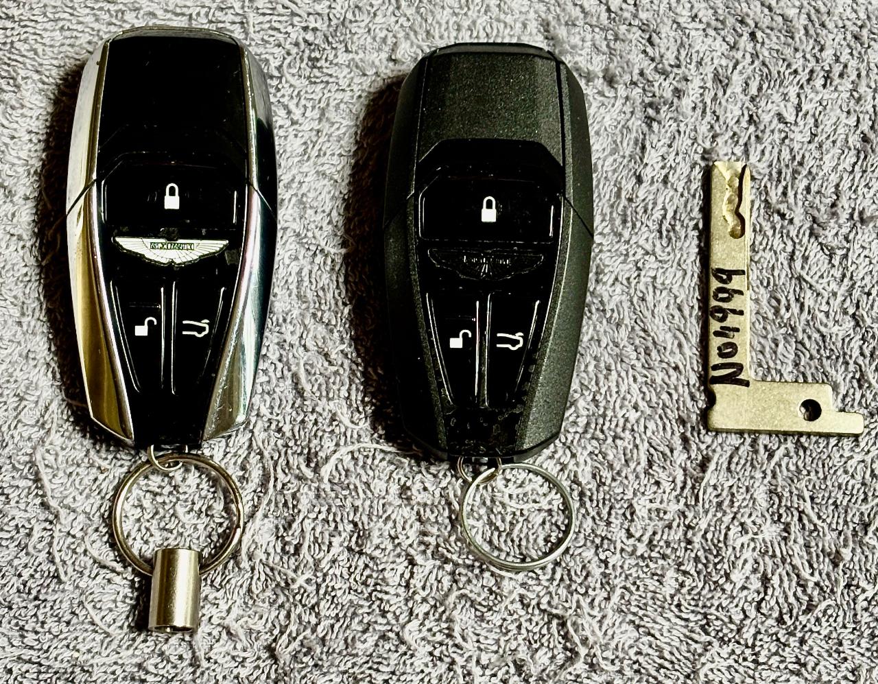 صورة 12 لـ 2020 Aston Martin VANTAGE BASE