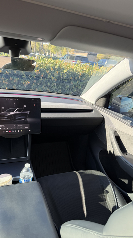 2026 Tesla MODEL Y RWD — фото 7