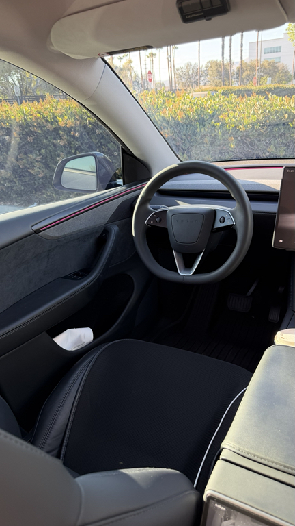 2026 Tesla MODEL Y RWD — фото 5