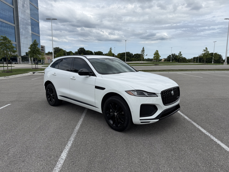 صورة 7 لـ 2024 Jaguar F-PACE P250 R-DYNAMIC S