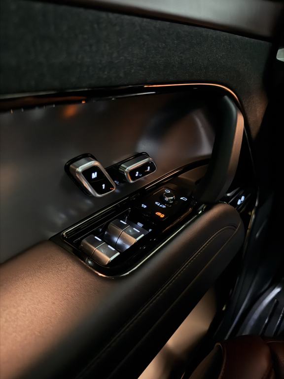 صورة 19 لـ 2025 LAND Rover RANGE ROVER SPORT P400 DYNAMIC SE