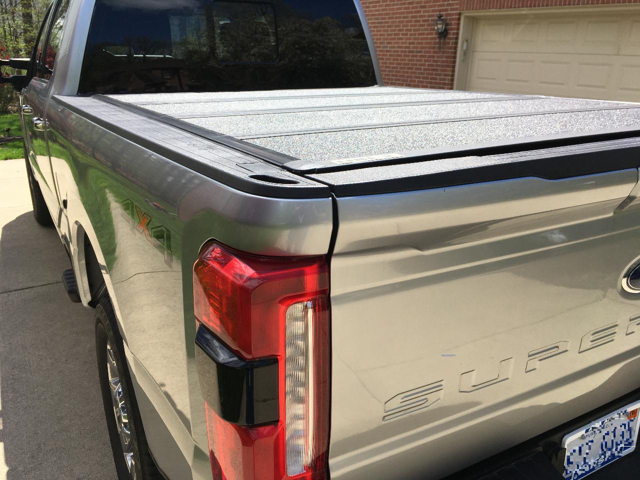 صورة 4 لـ 2023 FORD F-250 LARIAT